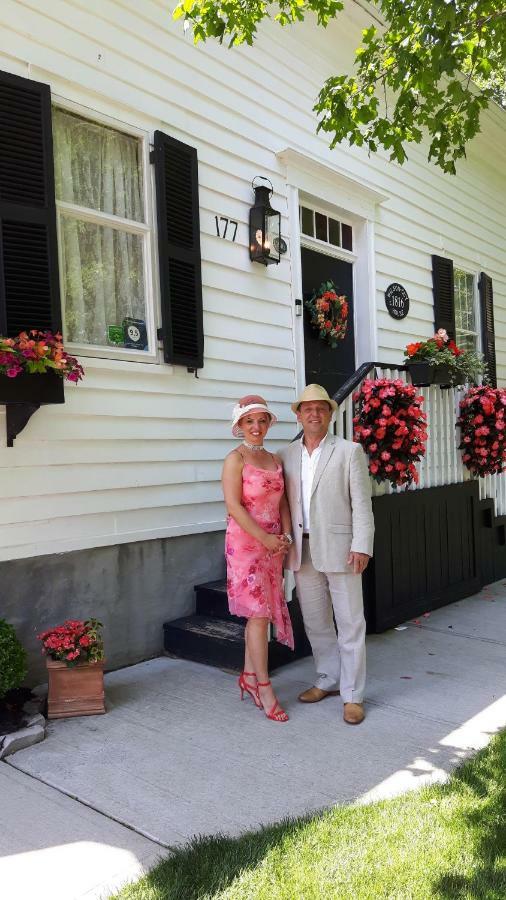 Historic Wilson-Guy House Bed & Breakfast Niagara-on-the-Lake Exterior photo